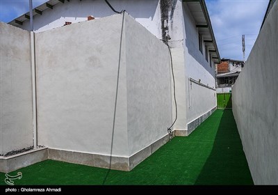 آماده سازی ورزشگاه شهید وطنی قائم شهر برای لیگ نوزدهم