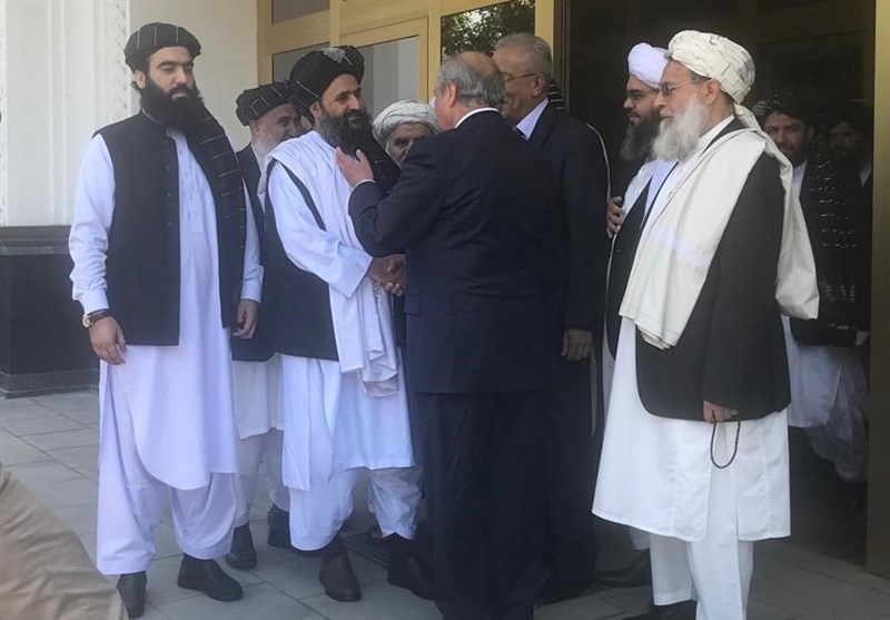 انتقاد وزارت خارجه افغانستان از ازبکستان برای میزبانی طالبان