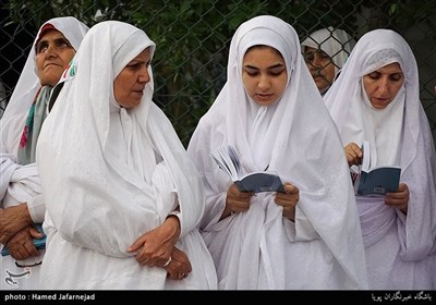 حجاج ایرانی در مراسم دعای عرفه در صحرای عرفات