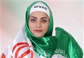 بانوی ایرانی رکورددار شنا با دستان بسته به یاد شهدای غواص + تصاویر