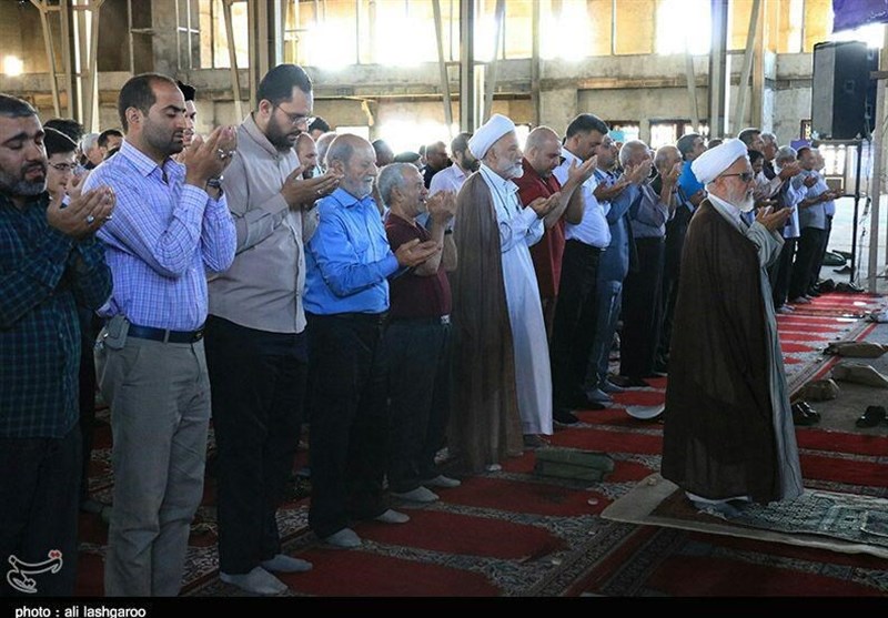 دلدادگی سمنانی‌ها در نماز عید قربان به روایت تصویر