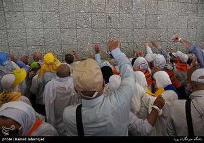 حضور حجاج در سومین روز رمی جمرات در منا