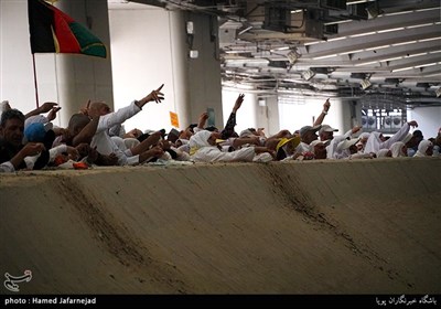 حضور حجاج در سومین روز رمی جمرات در منا