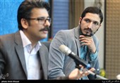 حسین صیامی مجری برنامه نشست نقد و بررسی کتاب تازه(از گریه در فراق)