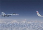 نزدیک شدن جنگنده‌ ناتو به هواپیمای وزیر دفاع روسیه + فیلم