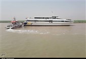 کشتی مسافربری خرمشهر -کویت به گل نشست