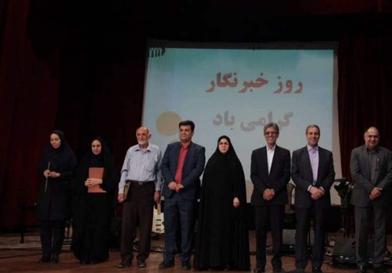 خبرنگاران بوشهری با حضور معاون مطبوعاتی وزیر ارشاد تجلیل شدند