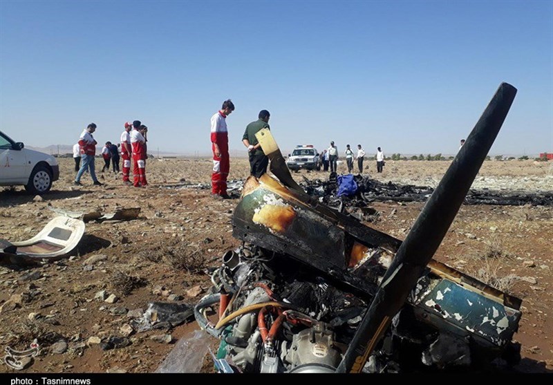سمنان| سانحه سقوط هواپیمای آموزشی در گرمسار به روایت تصاویر