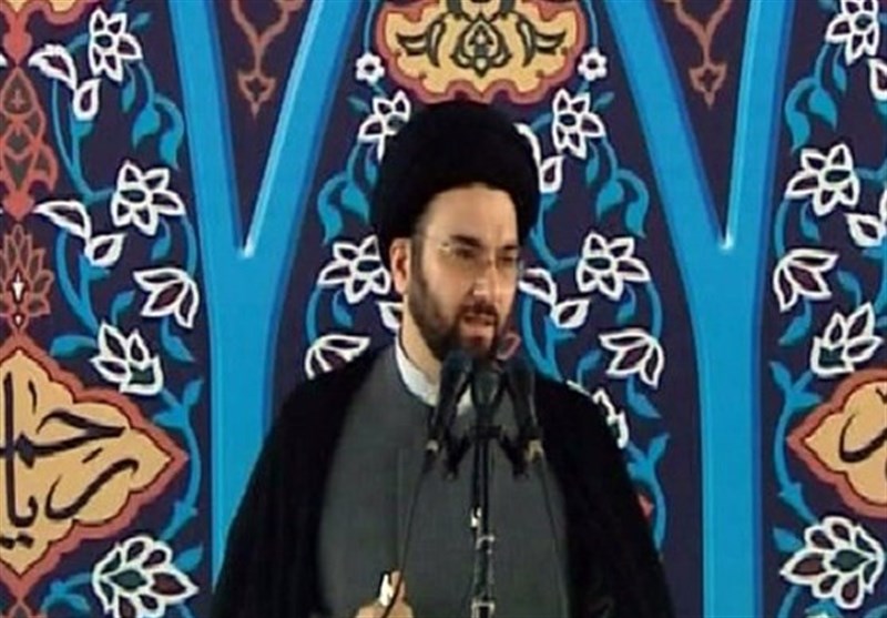 امام جمعه موقت کیش: همسایگان ما درک بهتری از اقتدار ایران دارند