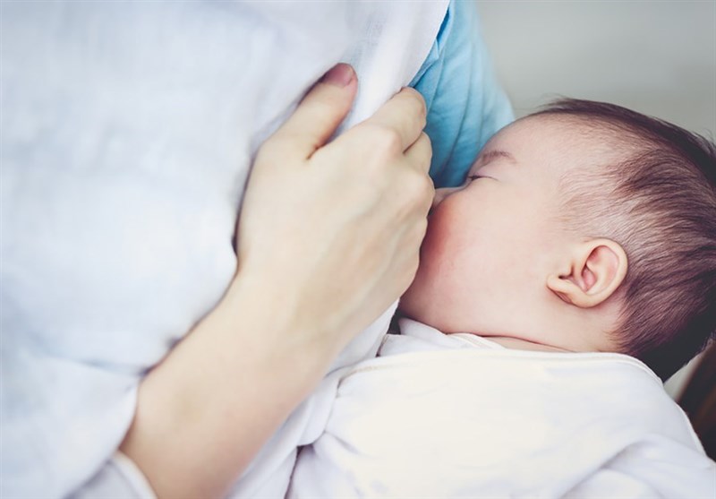 شیر مادر از پوسیدگی دندان کودک جلوگیری می‌کند