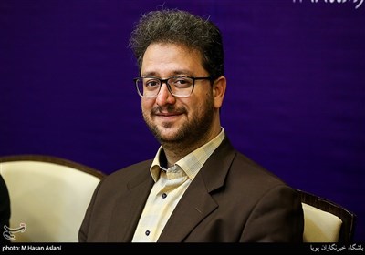 سیدبشیر حسینی در نشست خبری عوامل برنامه عصر جدید
