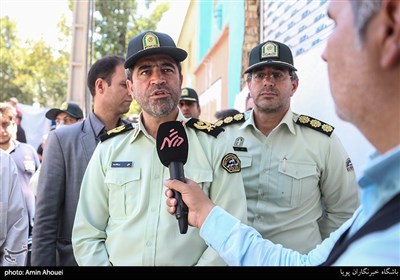 سردار علی ذوالقدری رئیس پلیس امنیت عمومی تهران بزرگ در جمع خبرنگاران حاضر شد و پاسخگوی سوالات ایشان بود.