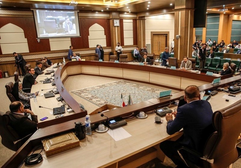 مناقشه برای کرسی ریاست در شورای شهر شیراز؛ موسوی رئیس شد