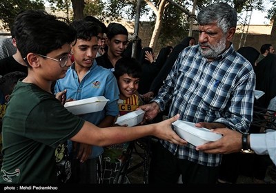 آئین ضیافت علوی و اطعام چهارده هزاری نفری در روز عید غدیر