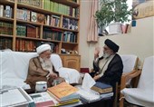 آیتالله واحدی با آیتالله صافی گلپایگانی دیدار کرد