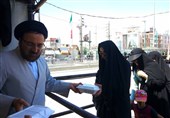 12 هزار غذا به مناسبت عید بزرگ غدیر در جوار حرم کریمه اهل بیت (ع) توزیع شد