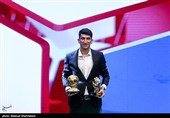 علیرضا بیرانوند بازیکن سال و بهترین دروازه بان فوتبال ایران در سال 98-97
