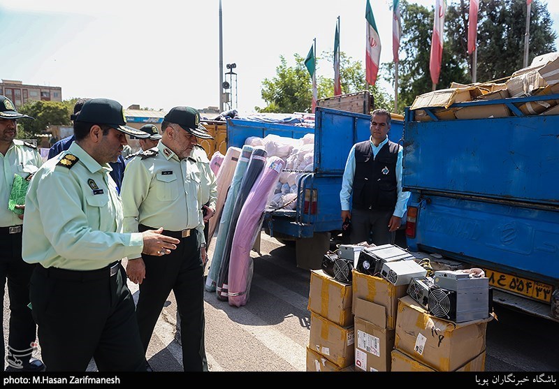 تهران| 2 میلیارد ریال لوازم الکتریکی و آرایشی قاچاق در شهرری کشف شد