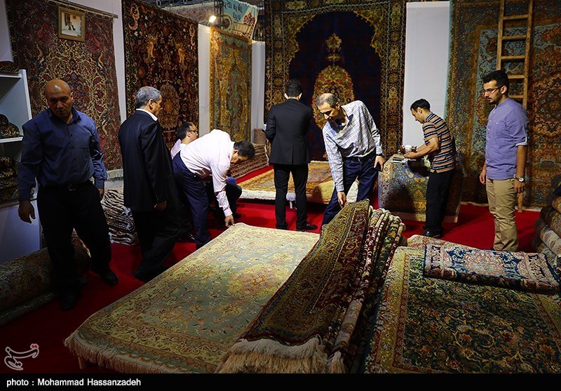 نمایشگاه ملی «فرش ماشینی» در کاشان برگزار می‌شود