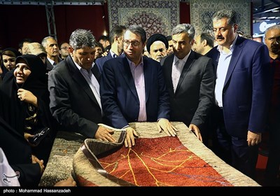 رضا رحمانی وزیر صنعت، معدن و تجارت در مراسم افتتاح بیست و هشتمین نمایشگاه فرش دستباف ایران