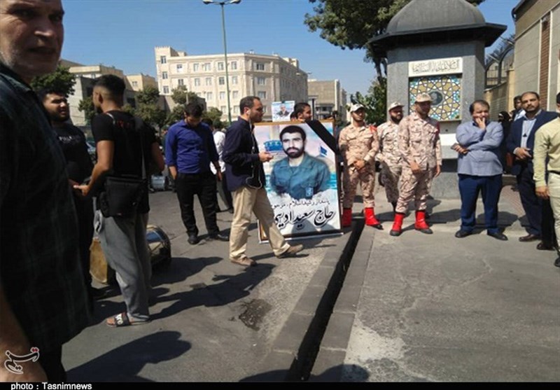 تهران| پیکر پاسدار شهید سرهنگ «ادیبی» در ری تشییع‌ شد