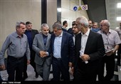 محسن پورسیدآقایی معاون شهردار،  محسن هاشمی رفسنجانی رئیس شورای شهر تهران و محمد باقر نوبخت رئیس سازمان برنامه و بودجه در آئین افتتاح ایستگاه میدان محمدیه در خط ۷ مترو