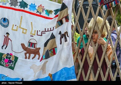 نمایش «گلدی می‌خواند» در چهاردهمین جشنواره بین‌المللی تئاتر خیابانی مریوان