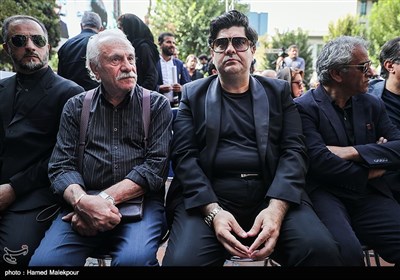 سالار عقیلی و ایرج راد در مراسم تشییع پیکر مرحوم داریوش اسدزاده
