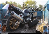 تهران| موتورسیکلت 600 میلیون تومانی توقیف شد+ تصاویر