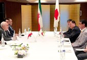 دیدار ظریف با وزیر خارجه ژاپن