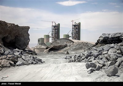 بازدید خبرنگاران از کارخانه سیمان سامان غرب