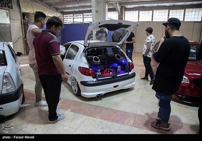 نمایشگاه خودرو در کرمانشاه