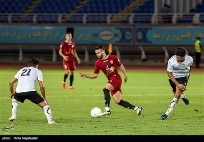 دیدار تیم‌های فوتبال شهر خودرو و شاهین بوشهر - مشهد