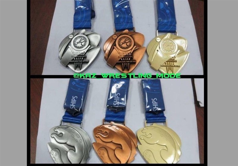 کشتی قهرمانی جهان| قزاقستانی‌ها از مدال‌ها رونمایی کردند