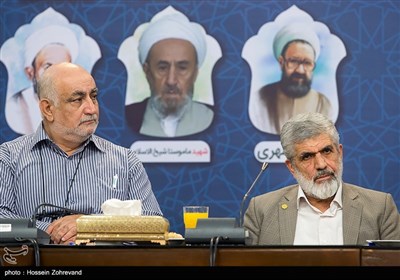  پدر شهید احمدی روشن در دیدار جانبازان و خانواده های شهدای ترور با رئیس قوه قضائیه