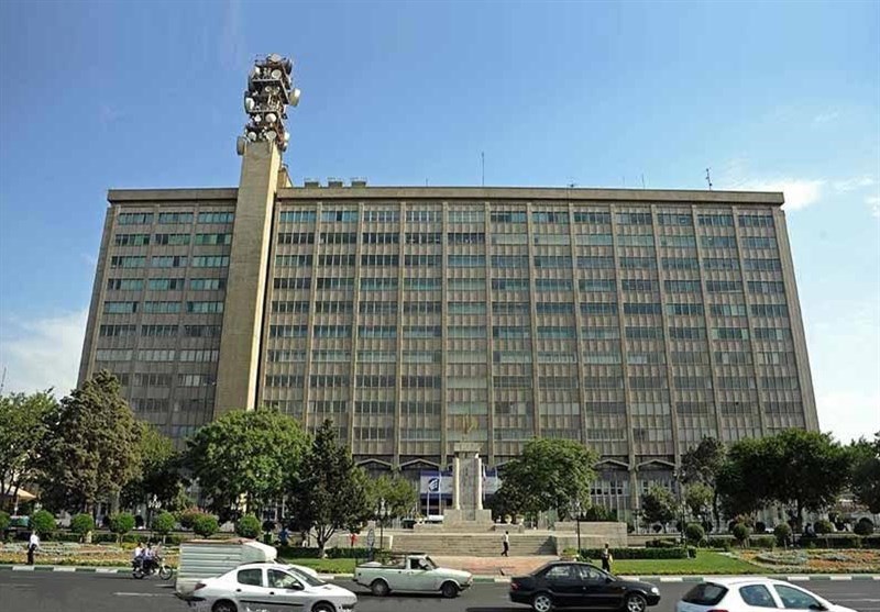 پیاده‌راه میدان امام خمینی منتظر کاهش ضریب امنیتی ساختمان مخابرات