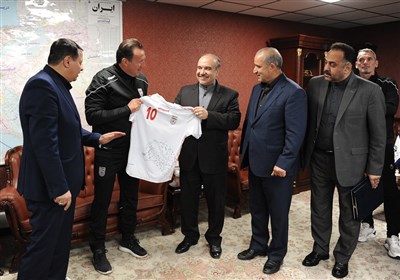  سلطانی‌فر و مدیران فعلی و پیشین فدراسیون فوتبال دوشنبه به مجلس می‌روند 