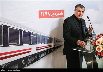 سخنرانی محمد اسلامی وزیر راه و شهرسازی در مراسم بهره‌برداری از 213 دستگاه ناوگان ریلی جدید ساخت داخل