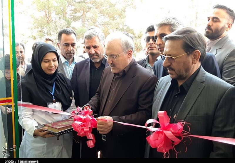 افتتاح 40 پروژه حوزه سلامت در سفر یکروزه وزیر بهداشت به استان سمنان+تصاویر