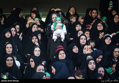 همایش شیرخوارگان حسینی در ورزشگاه صدهزار نفری آزادی