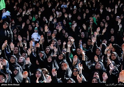 همایش شیرخوارگان حسینی در ورزشگاه صدهزار نفری آزادی