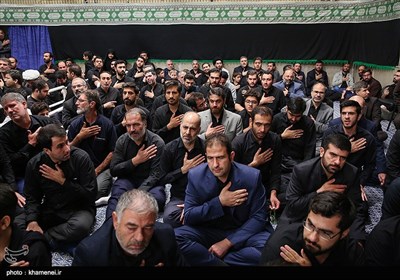 اولین شب عزاداری محرم در حسینیه امام خمینی(ره)