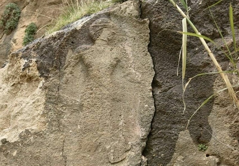 کشف قدیمی‌ترین نقش برجسته منحصر به فرد با قدمت چند هزار ساله در ثلاث‌باباجانی‌