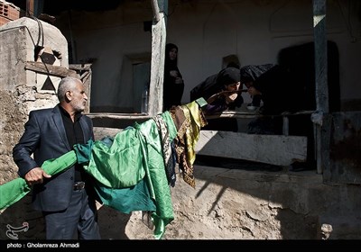 علم گردانی در روستای کِنِت بهشهر