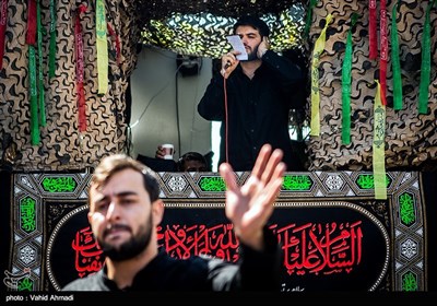مداحی میثم مطیعی در عزاداری تاسوعای حسینی در غرب تهران