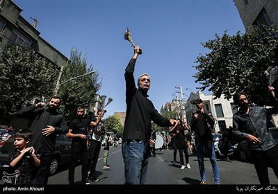 دسته های عزاداری روز تاسوعا در خیابان رودکی