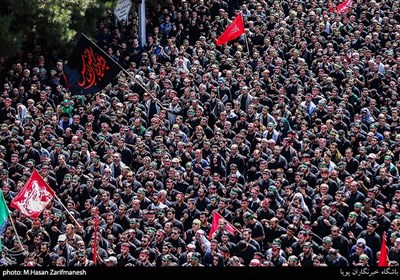 عزاداری ظهر عاشورا در میدان شهید طهرانی مقدم