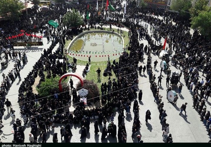 اجتماع باشکوه عاشورای حسینی در دورود به‌روایت تصویر‌