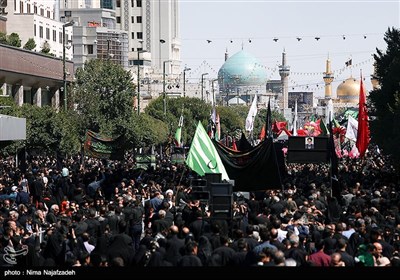 Iranians Observe Ashura Mourning Ceremony in Mashhad