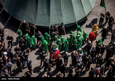 خیمه سوزان ظهر عاشورا - چهار راه گلوبندک تهران